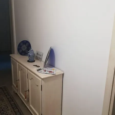 Oikos Atena Nocleg ze śniadaniem 3*