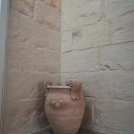 Oikos Atena Nocleg ze śniadaniem 3*