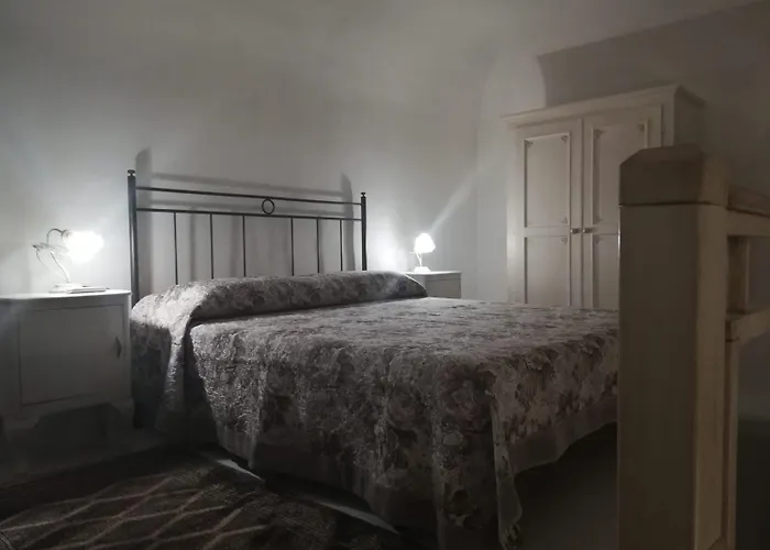 Oikos Atena 3* Λέτσε