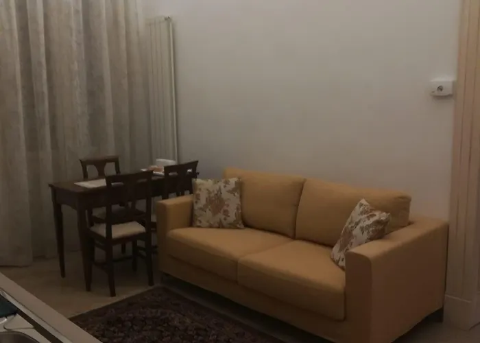 Bed and Breakfast Oikos Atena Λέτσε