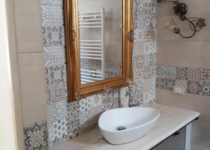 Oikos Atena Λέτσε