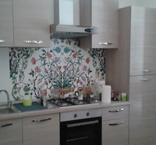 Oikos Atena Bed and Breakfast 3*