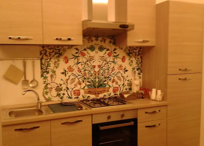 Oikos Atena Λέτσε