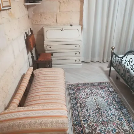 Oikos Atena Bed & Breakfast Lecce