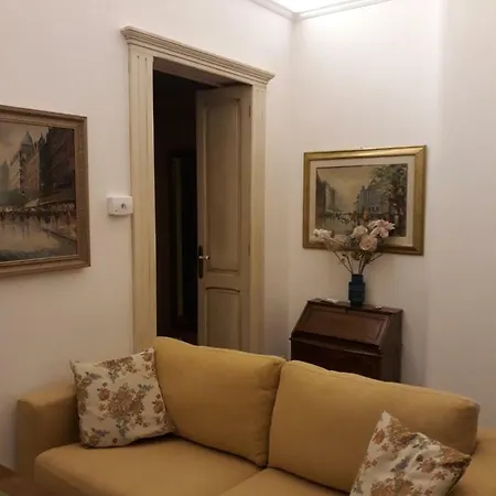 Oikos Atena Bed & Breakfast Lecce
